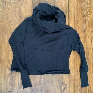 Crop Z supply sweatshirt